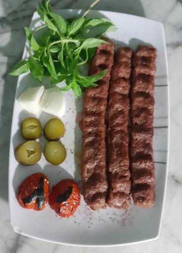 عکس قورمه محلی با دستپخت کدبانو