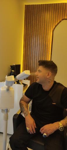 عکس آرایشگاه بهزاد