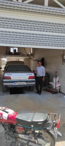 عکس تعمیرگاه اتومبیل جواد