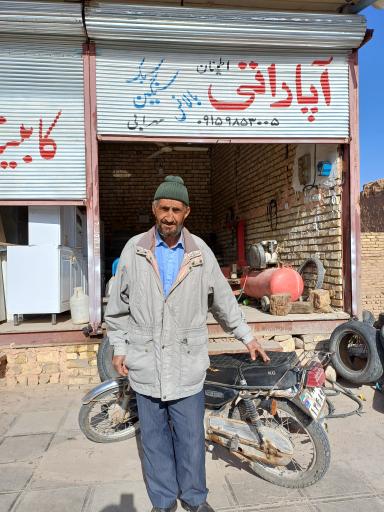 عکس آپاراتی اطمینان حسین مهرابی