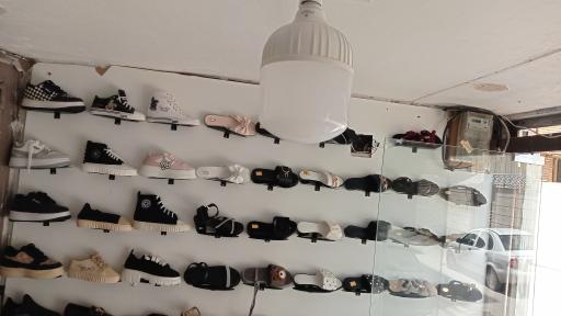 عکس فروشگاه کفش