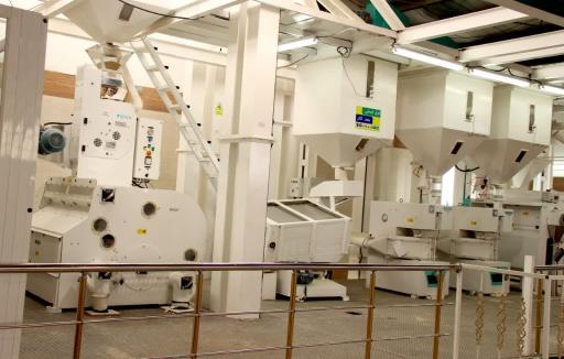 عکس کارخانه برنج نمونه