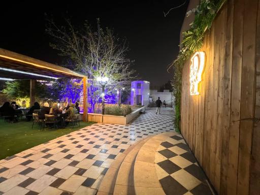 عکس کافه رستوران پاسارگاد