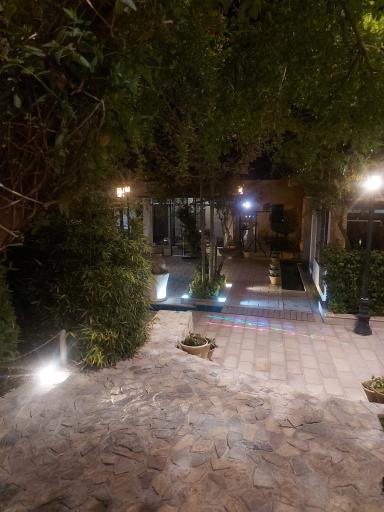 عکس رستوران انارستان