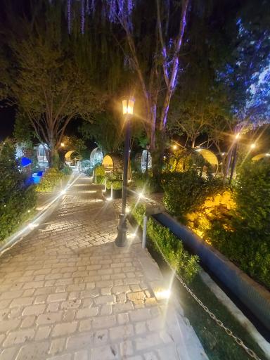 عکس رستوران انارستان