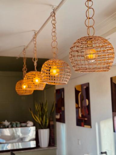 عکس کافه یوکیو