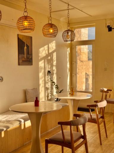 عکس کافه یوکیو