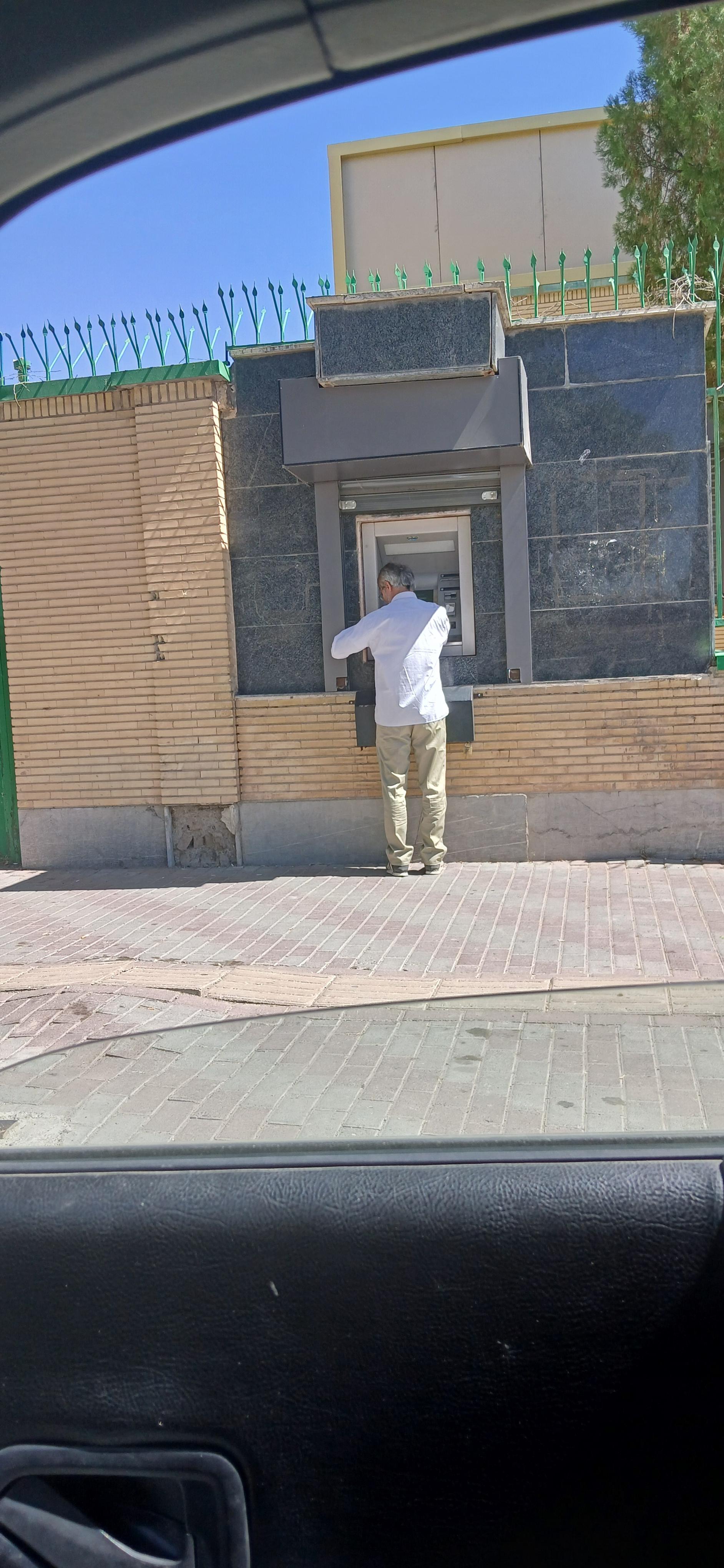 عکس خودپرداز بانک کشاورزی