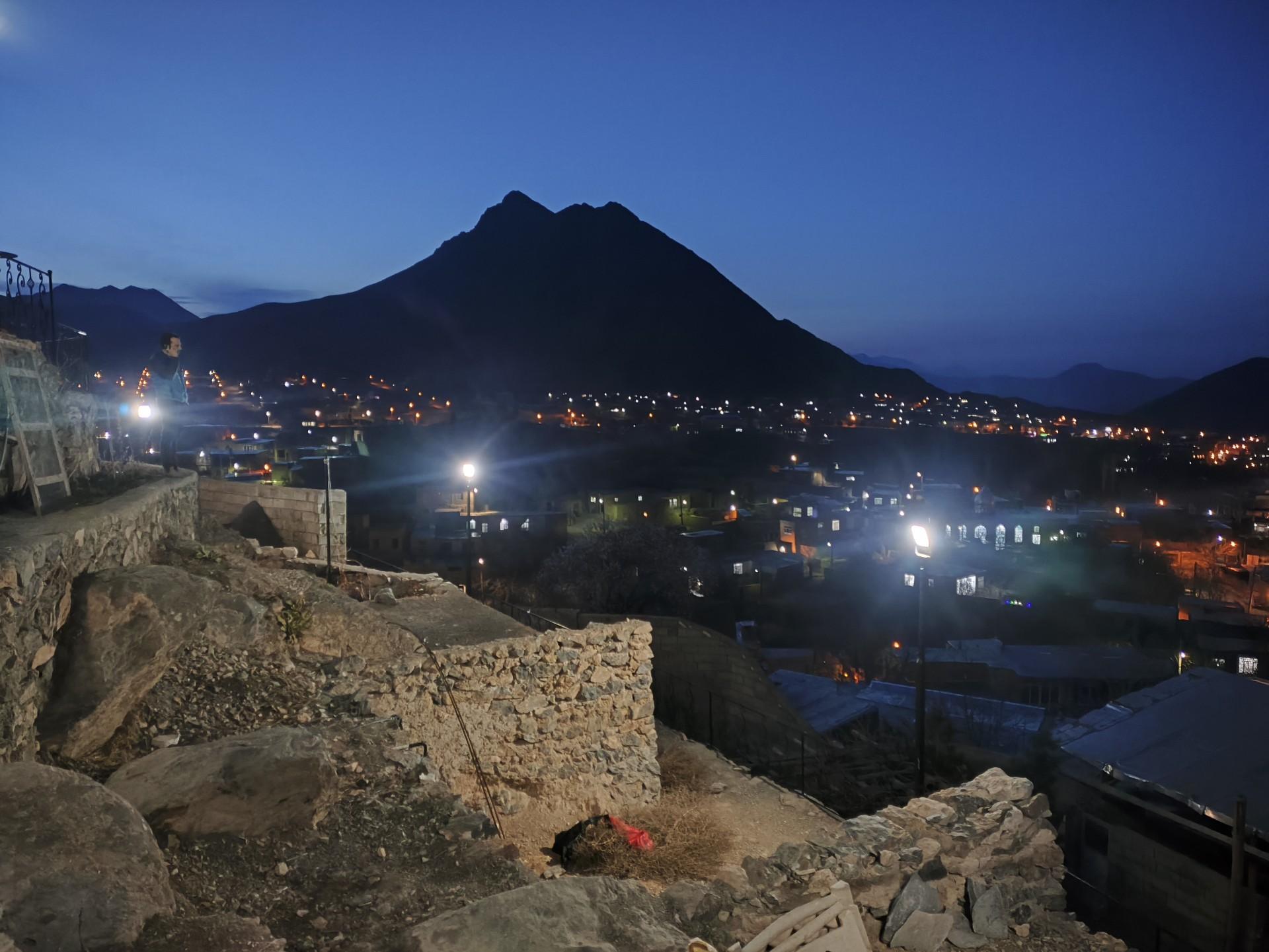 عکس کوه مرجنون