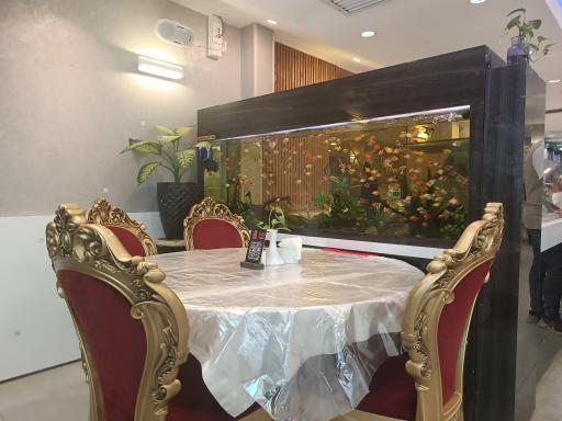 عکس مجموعه غذایی مون