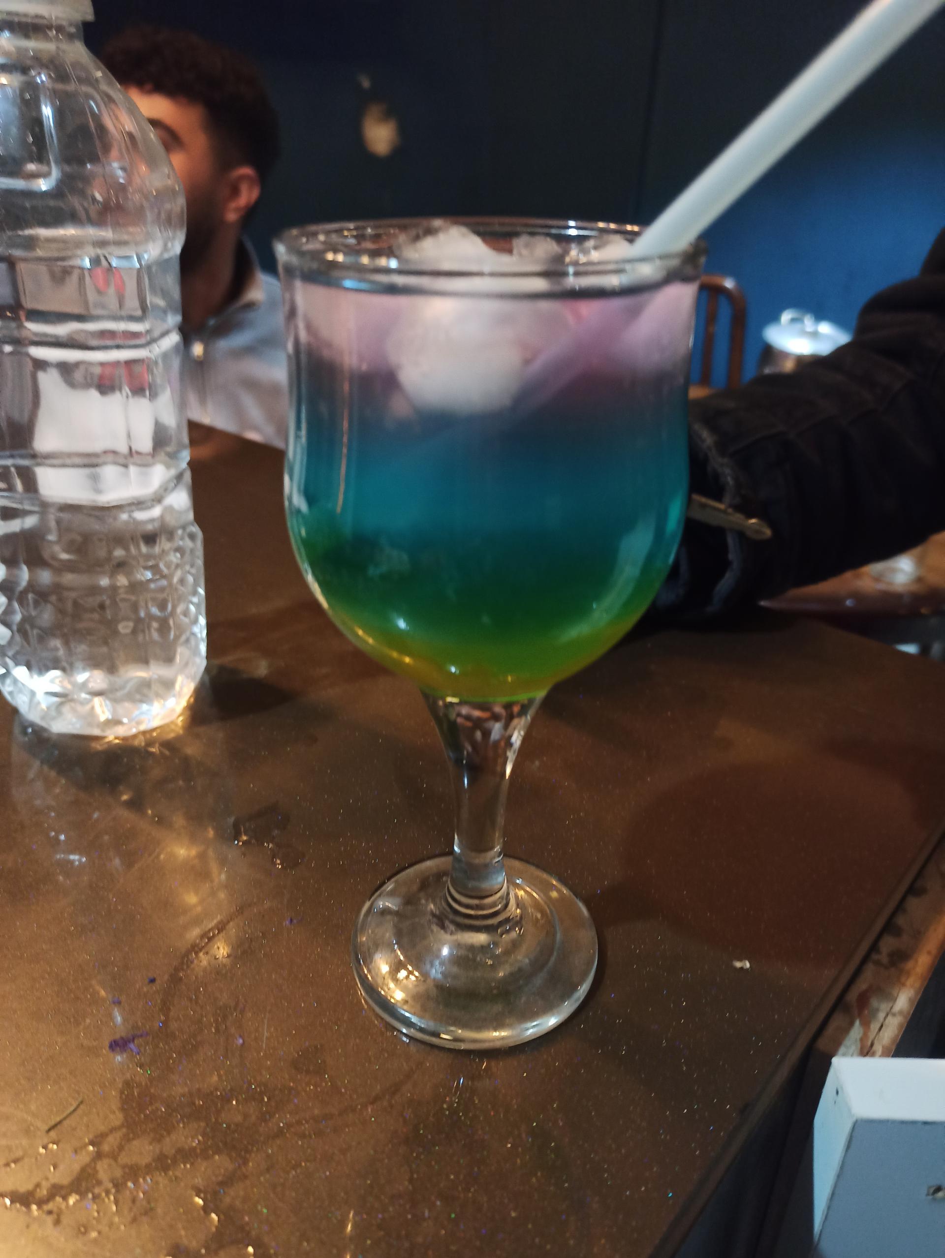 عکس کافه پاتوق فونیکس