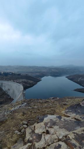 عکس سد باستانی و چاه طرق