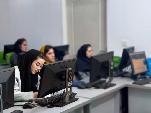 عکس آکادمی سپینود حساب پارسیان (شعبه شهرقدس)