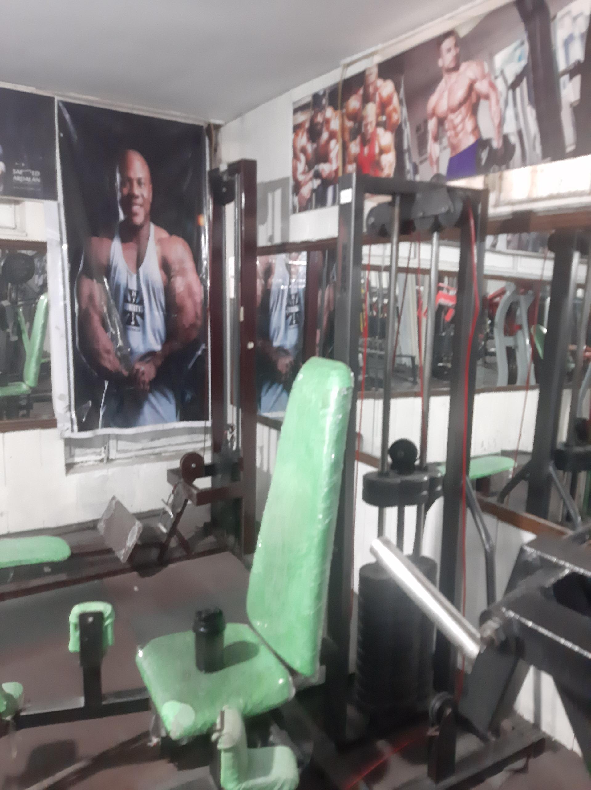 عکس باشگاه نشاط