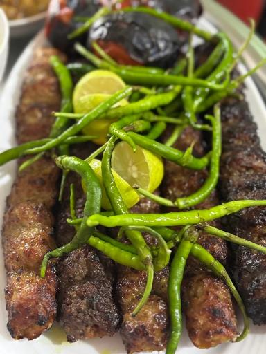 عکس رستوران شبرنگ