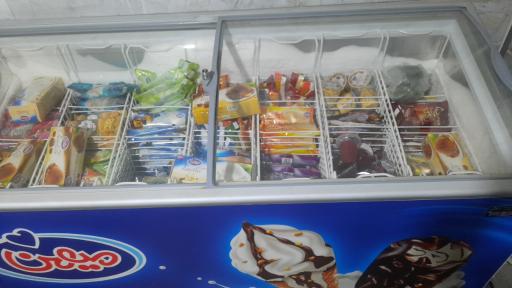 عکس همه چی مارکت امیر فیروزی