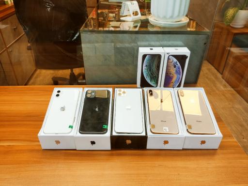 عکس موبایل همراه دوم