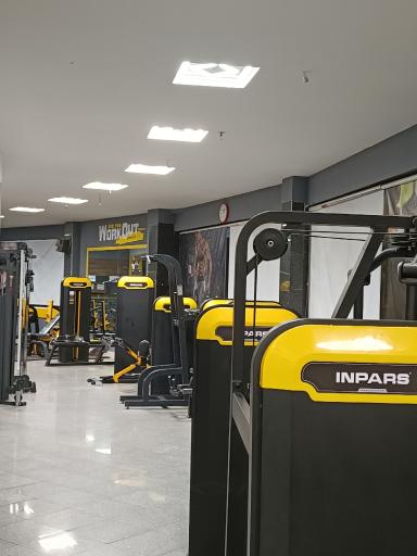 عکس باشگاه پرورش اندام پارسیا