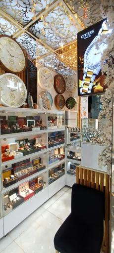 عکس گالری ساعت لمس زمان