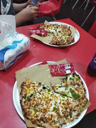 عکس پیتزا ساندویچ هانی