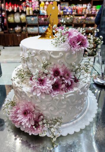 عکس شیرینی سرای اردهال 