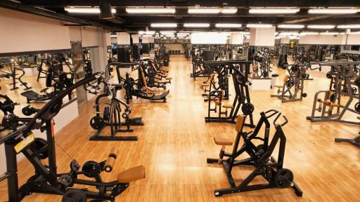 عکس باشگاه بدنسازی استاد لکزایی