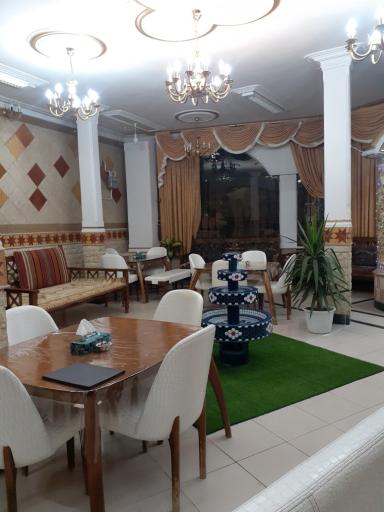 عکس رستوران و سالن غذاخوری تراژه