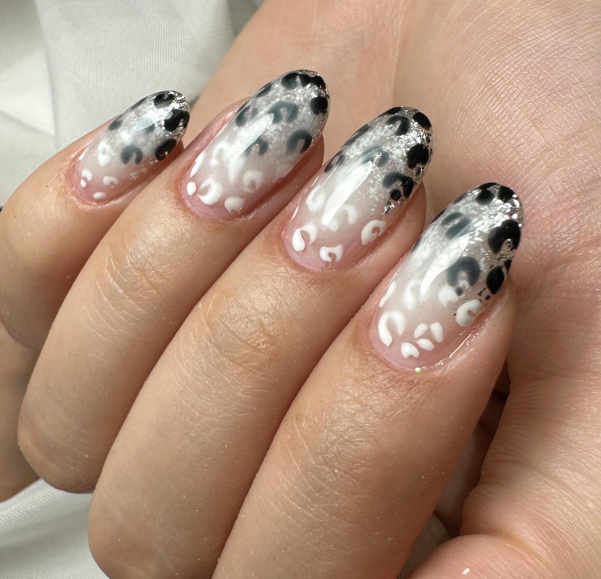 عکس خدمات تخصصی ناخن سحر