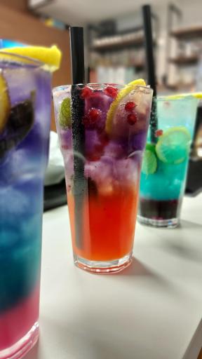 عکس کافه فست فود رستوران رونیکا