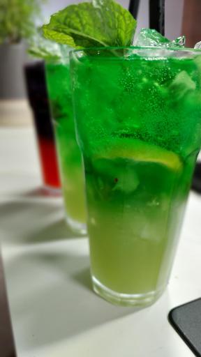 عکس کافه فست فود رستوران رونیکا