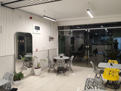 عکس کافه آیریک