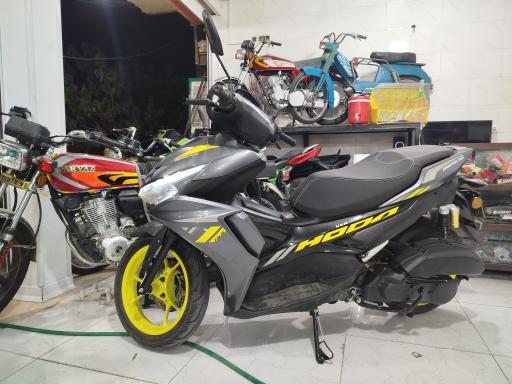 عکس کلینیک هوندا سیکلت برادران