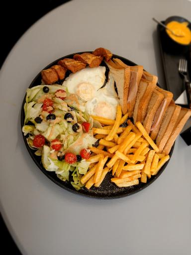 عکس کافه آیریک