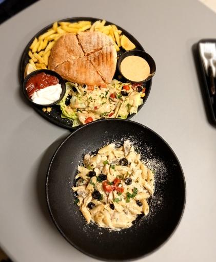 عکس کافه آیریک