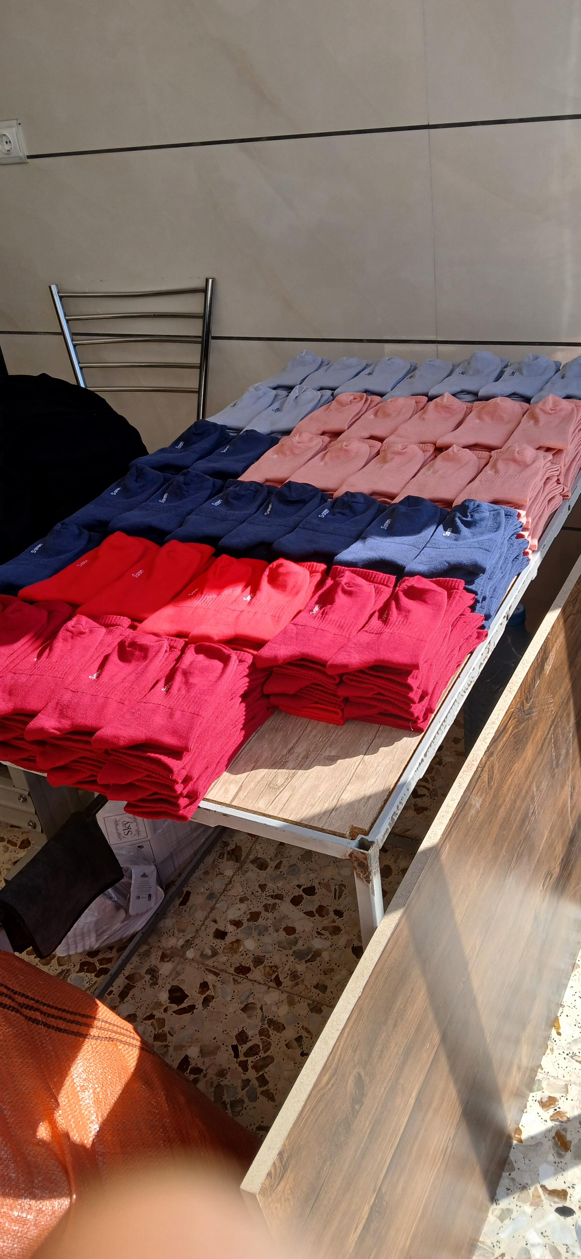 عکس کارگاه جوراب بافی حیدری