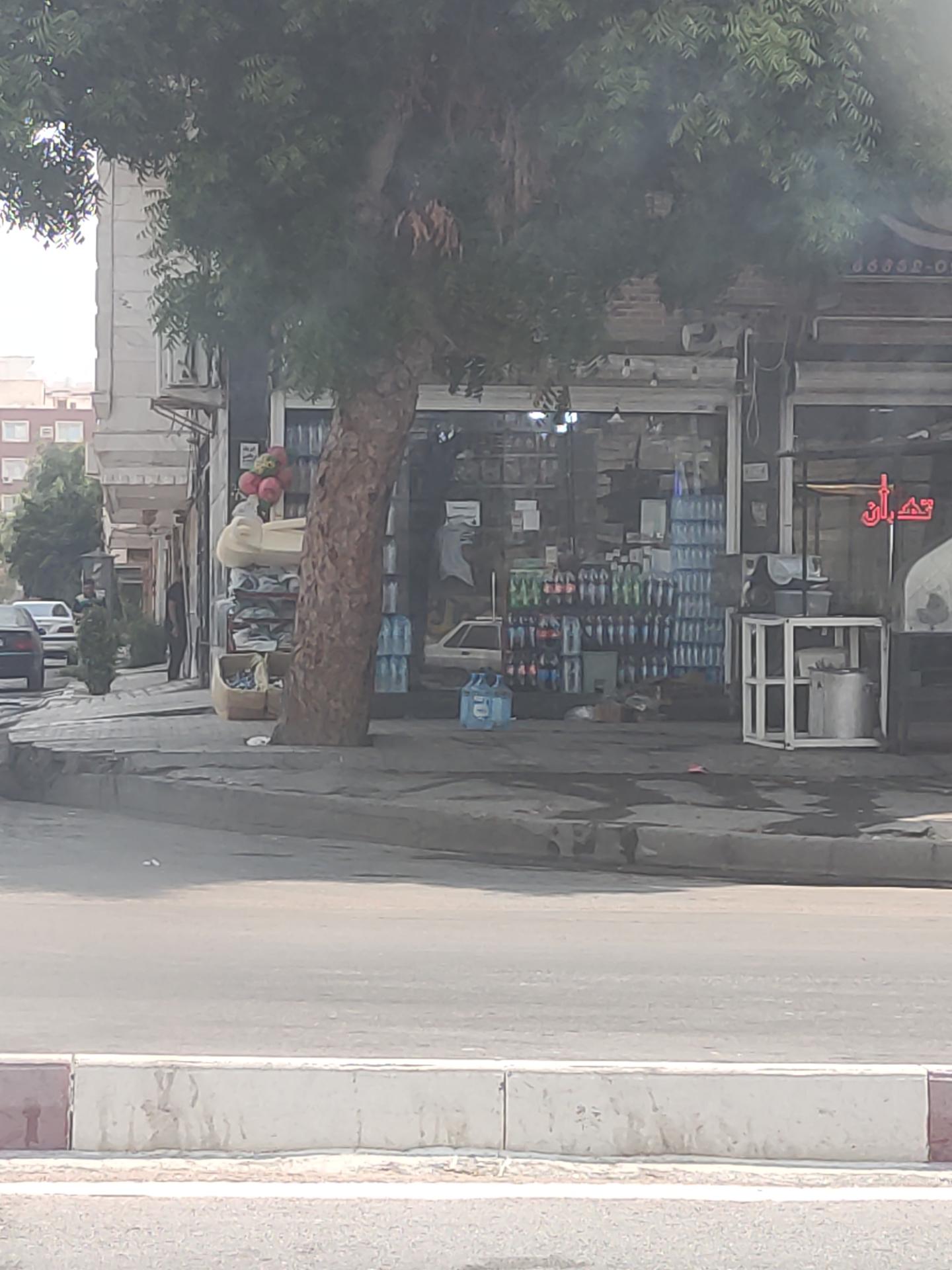 عکس سوپر مارکت نارگیل (فرد)