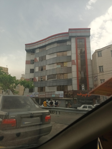 عکس مطب خانم دکتر سمیرا حسن خانی