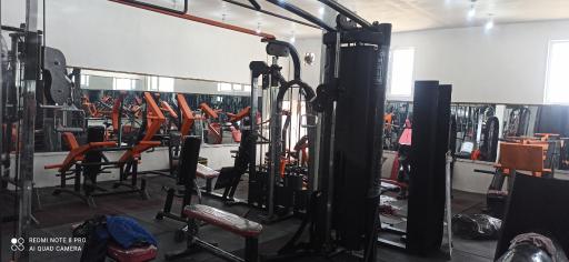 عکس باشگاه بدنسازی عباسپور