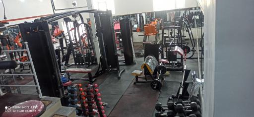 عکس باشگاه بدنسازی عباسپور