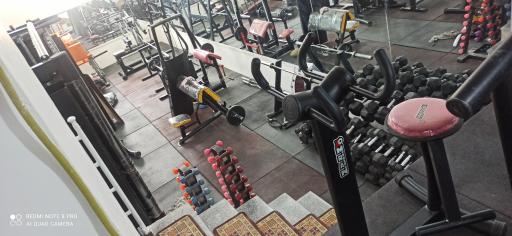 عکس باشگاه بدنسازی عباسپور