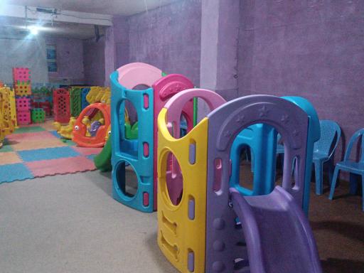 خانه بازی کودک سرزمین شادی