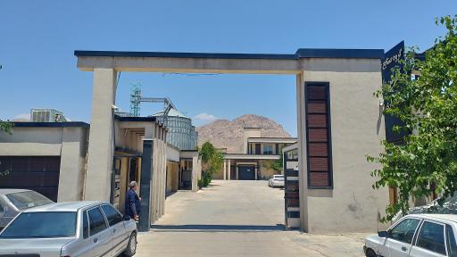 عکس کارخانه آفرین باختر (دالاهو)