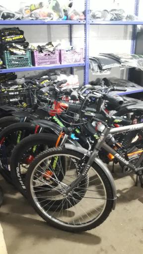 عکس تعمیرگاه دوچرخه استکی