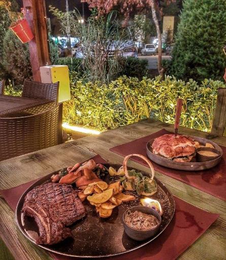 عکس رستوران ایتالیایی میلان