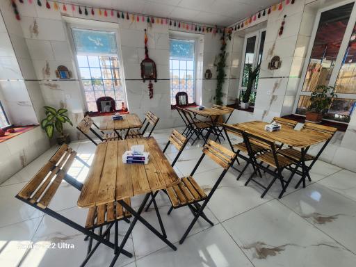 عکس رستوران ژەمەن