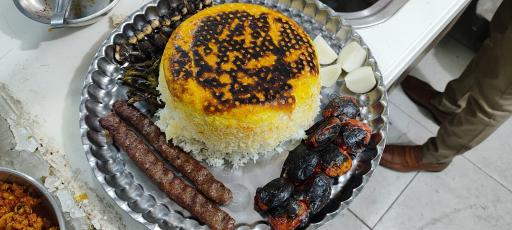 عکس کباب سرا و جگرکی خان عمو
