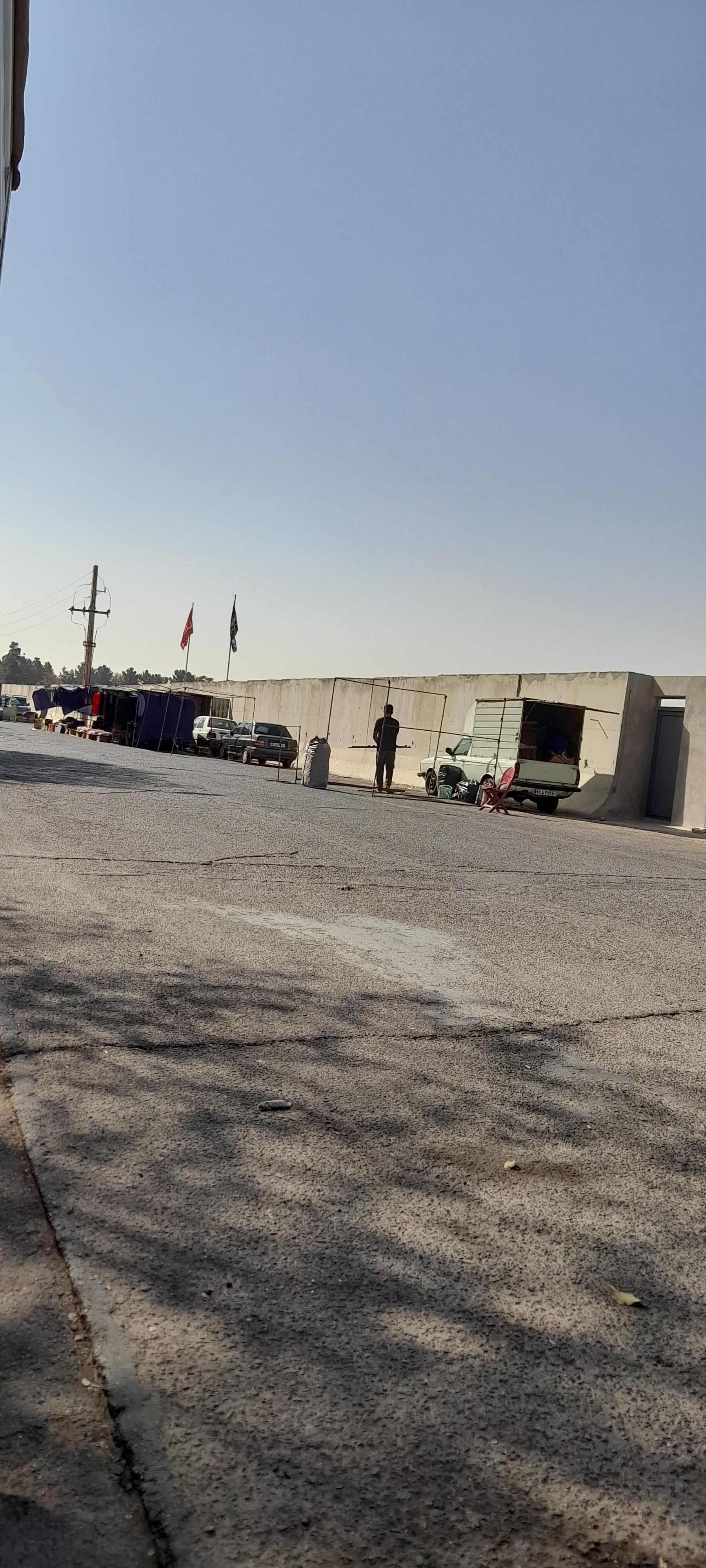 عکس دوشنبه بازار شهرک شهید بروجردی