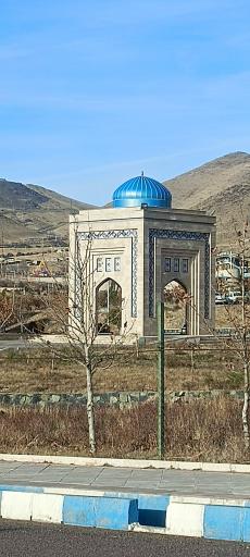 عکس مزار شهدای گمنام (خوشنام) دانشگاه