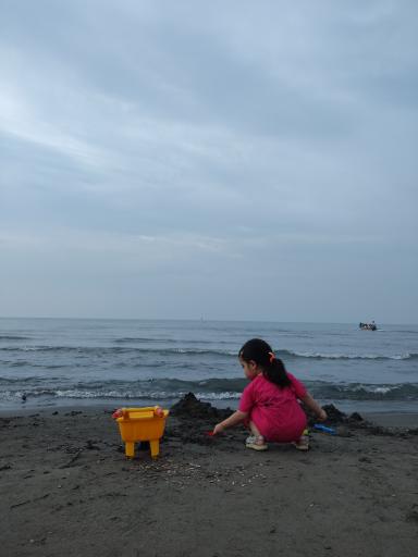 عکس ساحل ماسه ای ریتون