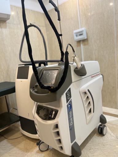 کلینیک زیبایی آتریا